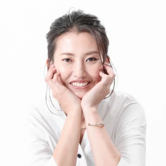 山崎　香織/不登校の親に“ホッ”と実践を届けるnote。　　　　