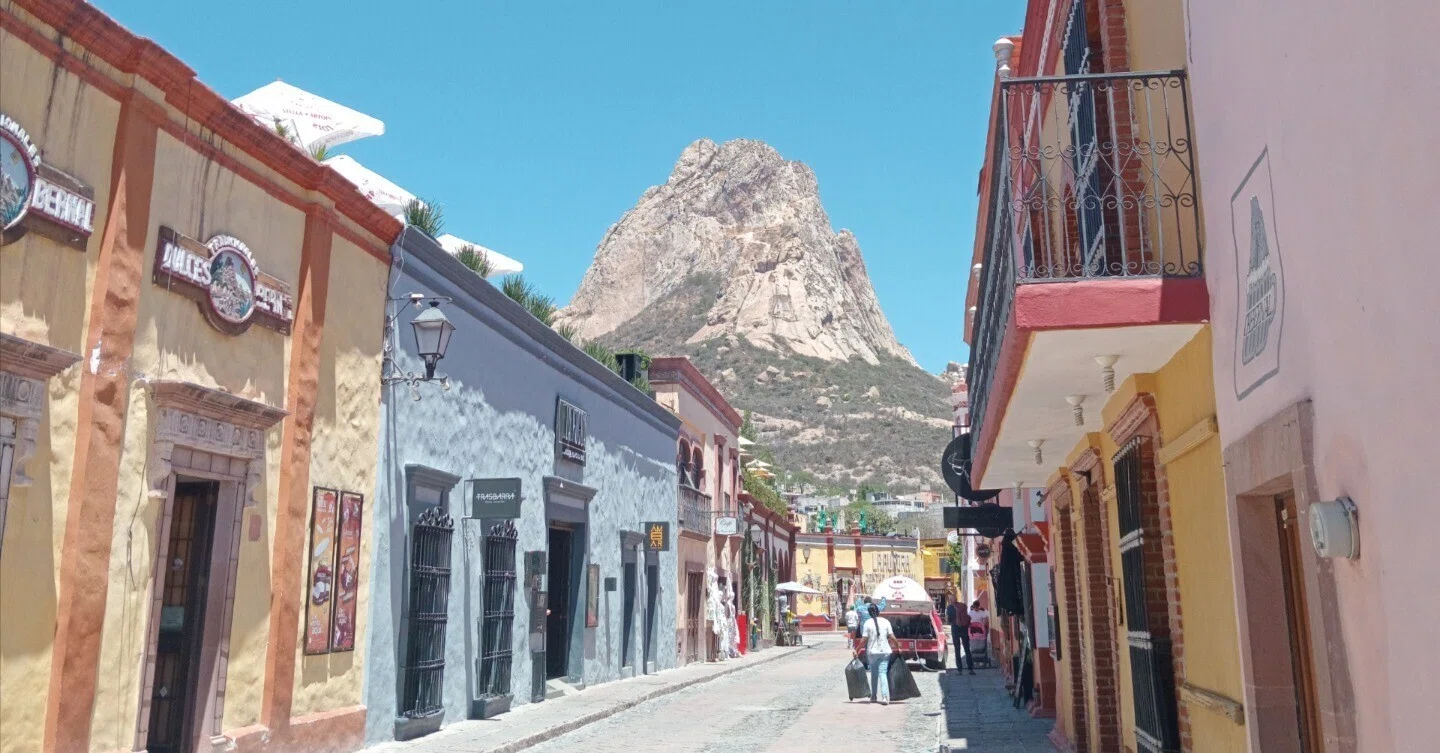 🇲🇽メキシコ】#15 ペニャ・デ・ベルナル、サクッと登れる岩山だった