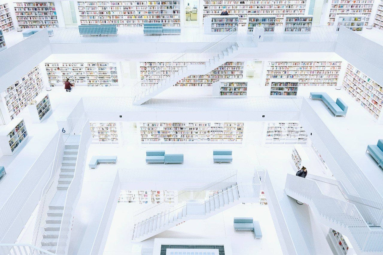 ヨーロッパの美しい図書館その9 シュトゥットガルト市立図書館 ドイツ Shun Hazama Note