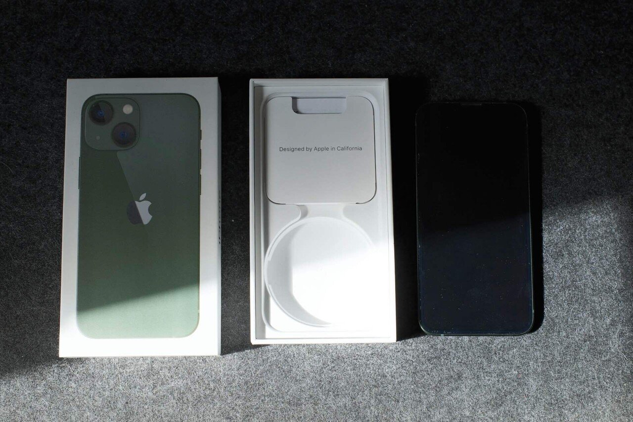 さようなら、僕の小さな相棒。iPhone 13 mini|mudai.log さようなら、僕の小さな相棒。iPhone 13 mini|mudai.log