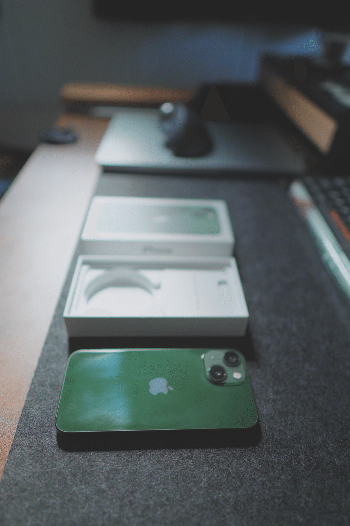 さようなら、僕の小さな相棒。iPhone 13 mini|mudai.log さようなら、僕の小さな相棒。iPhone 13 mini|mudai.log