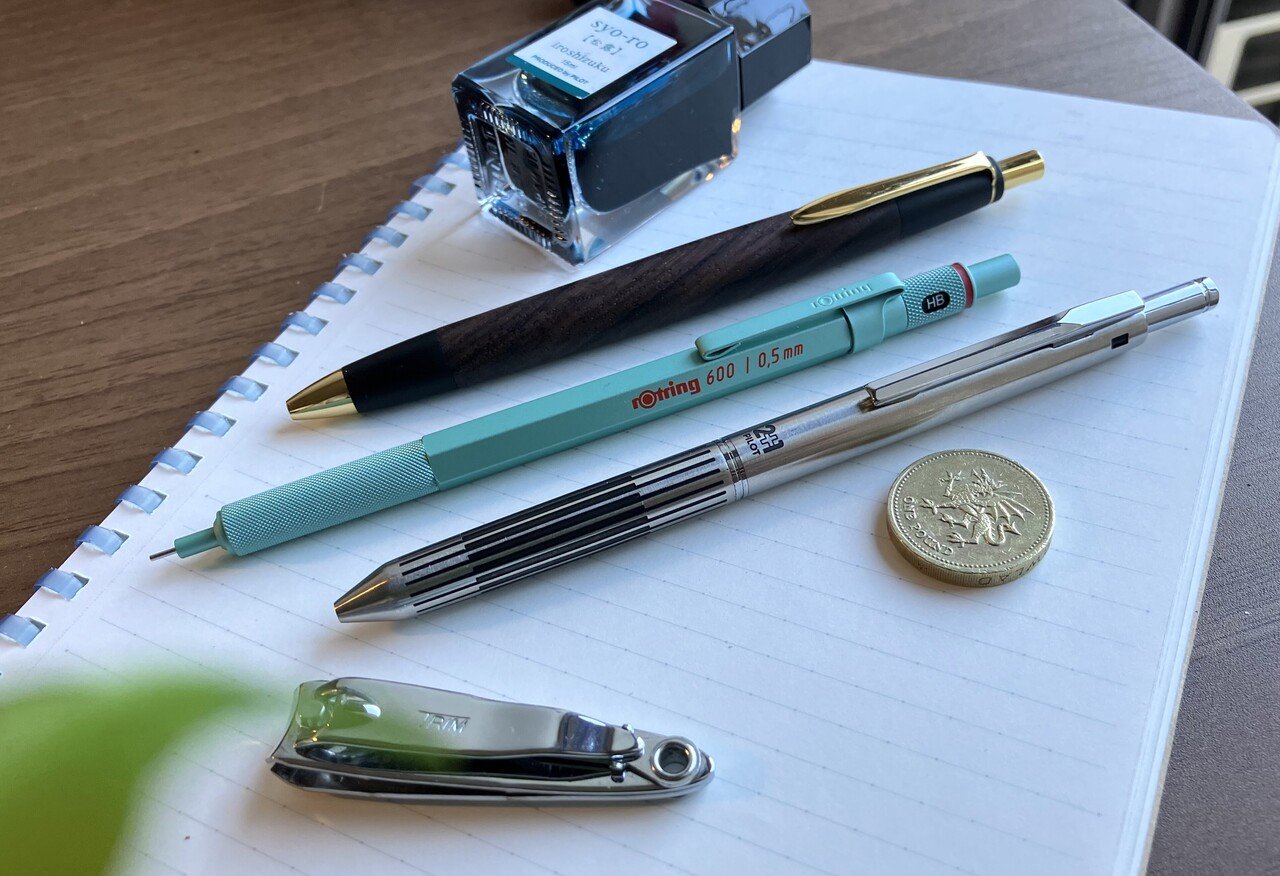 ボナんペンインドローズ