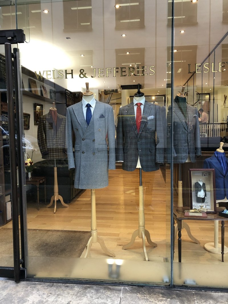 ロンドン おすすめ穴場スポット ハッチャーズ リークストリート サヴィルロウ ベイカーストリート アビー ロード ミレニアムブリッジ Lacazetter Note