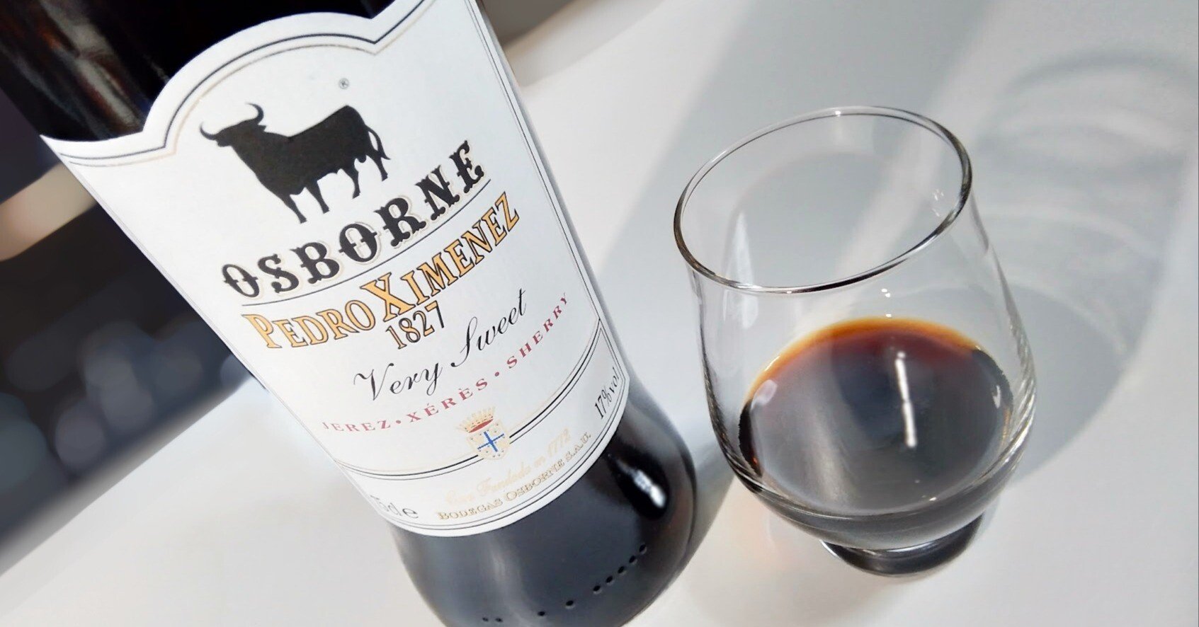 本日の酒『オズボーン ペドロヒメネス シェリー』｜結城わんこ