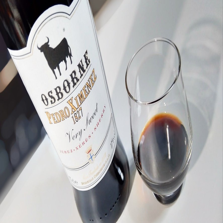 本日の酒『オズボーン ペドロヒメネス シェリー』｜結城わんこ