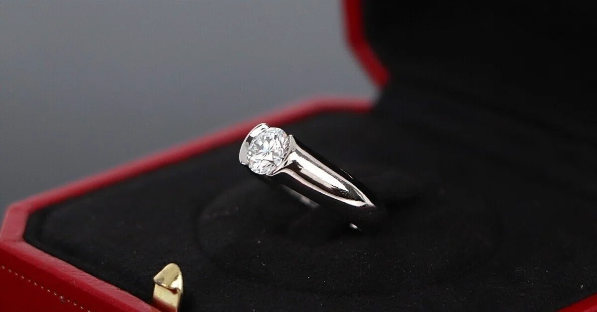 カルティエ婚約指輪【Nariさん専用】 予算別】カルティエの婚約指輪おすすめモデル15選｜レディースMe「女性