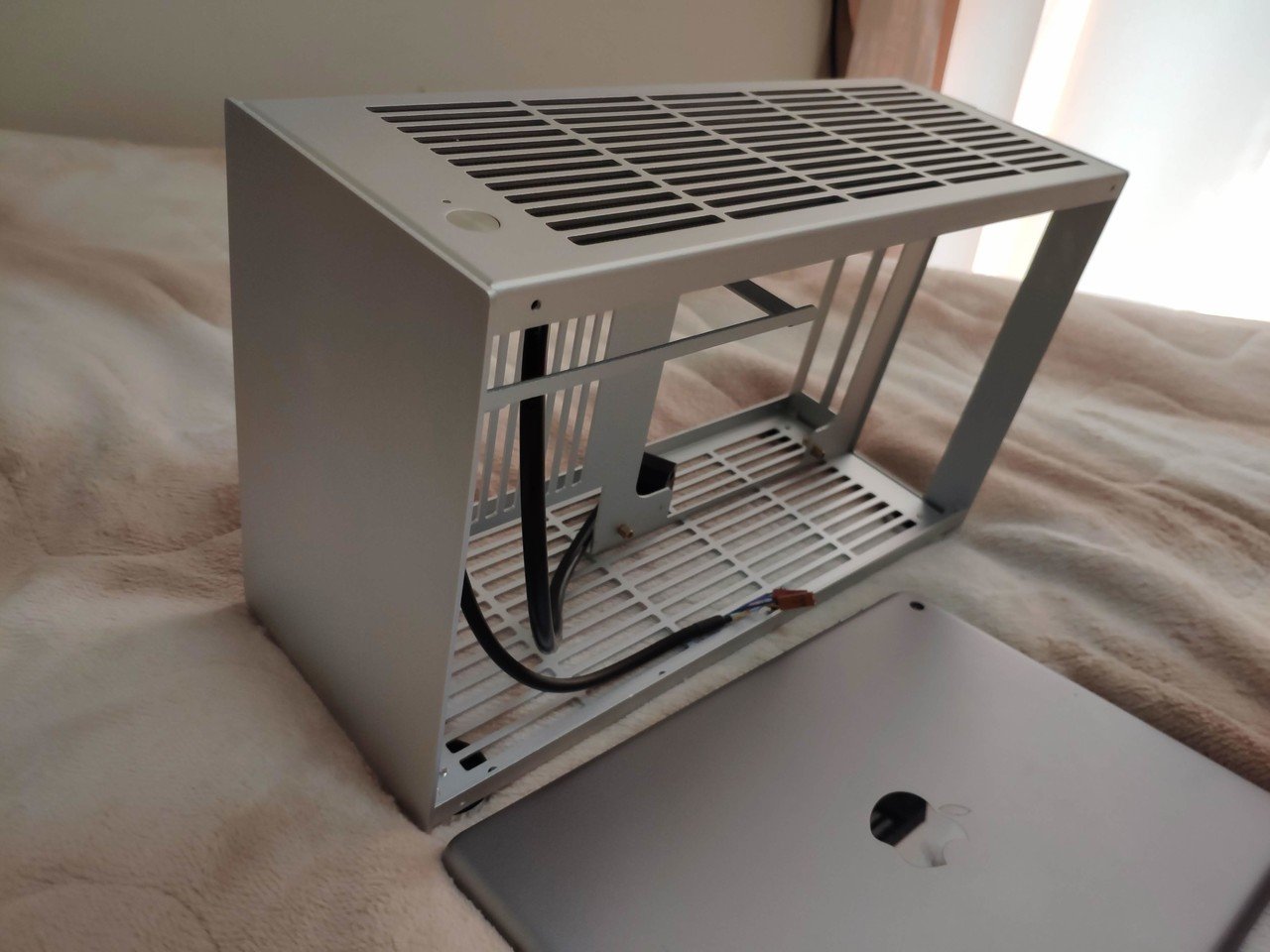 中華製Mini-ITXケースPK55の人柱記録|てんてー 中華製Mini-ITXケースPK55の人柱記録|てんてー