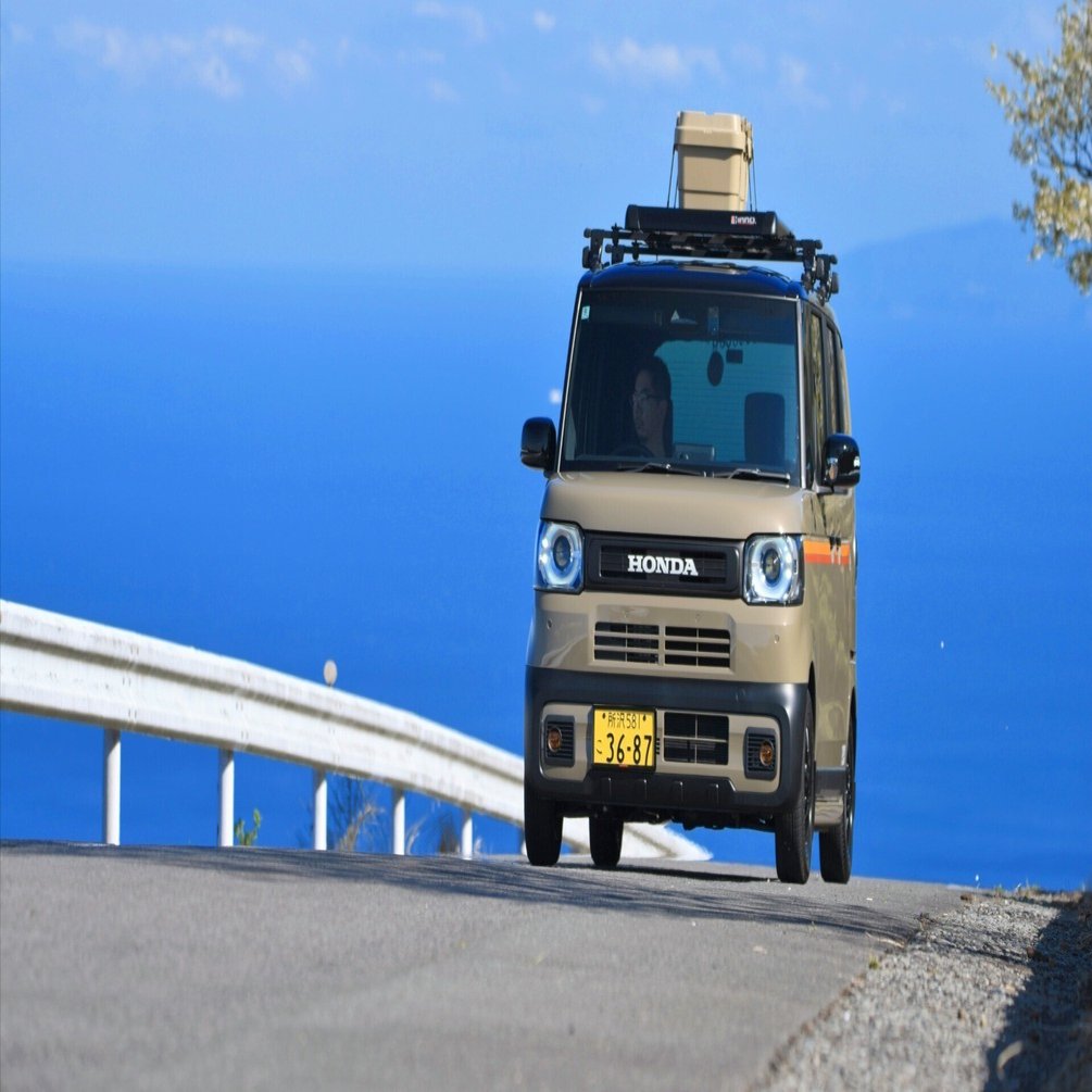 写真家とわんことN-BOX JOY 春の伊豆半島ドライブ｜小川兄弟