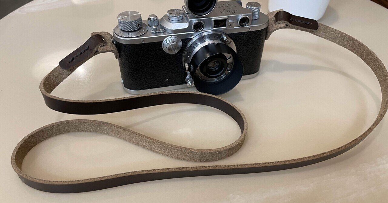 LEICAQ3に付けるストラップが届いた。｜りょい