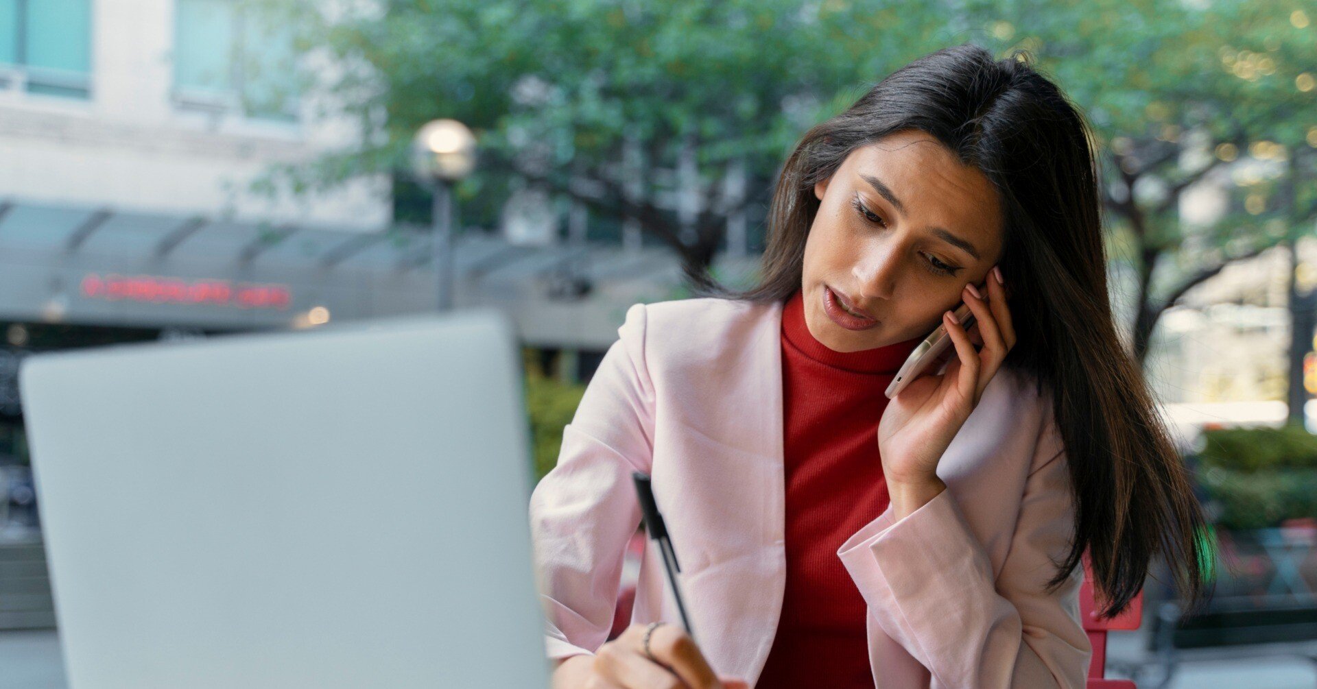 忙しいからまた今度」とよく言う人に、その忙しさを疑ってみてほしい
