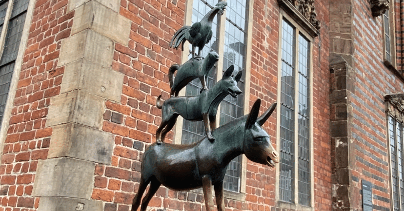 ブレーメンの音楽隊》の街へ ｜Viola