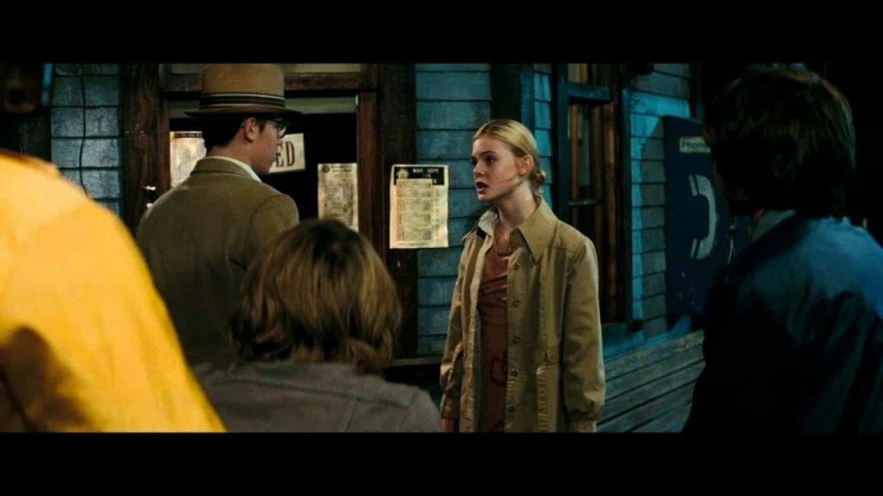 ひとくち映画紹介 Super8 スーパーエイト これがスピルバーグ式の青春物語 やぐら Note