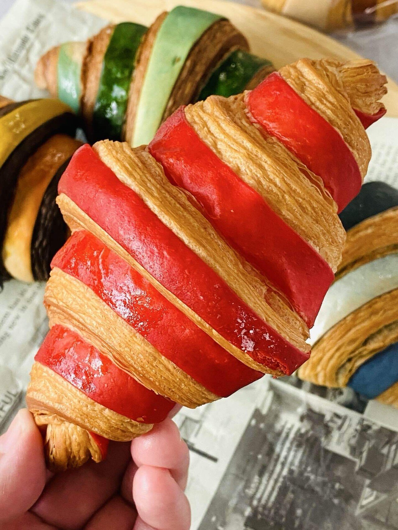 圧倒的”映え”！バイカラークロワッサン｜Tamara