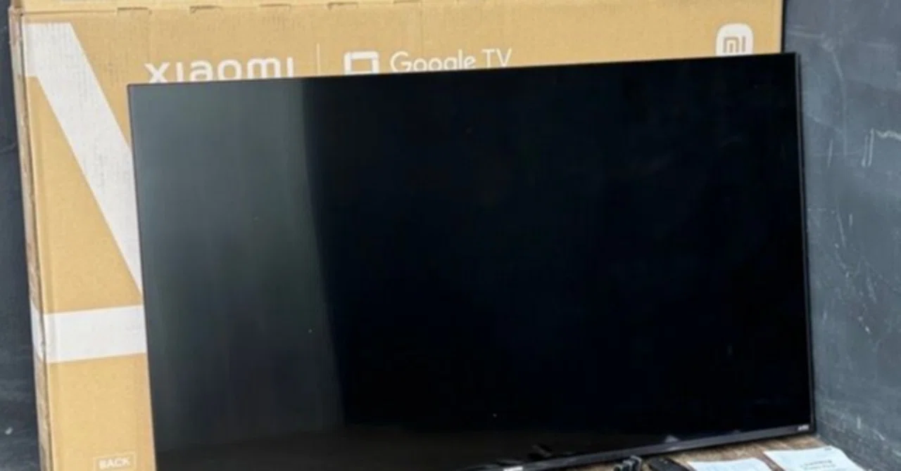 Xiaomi 43インチ 大画面のスリムベゼルデザイン液晶テレビで 、複数の