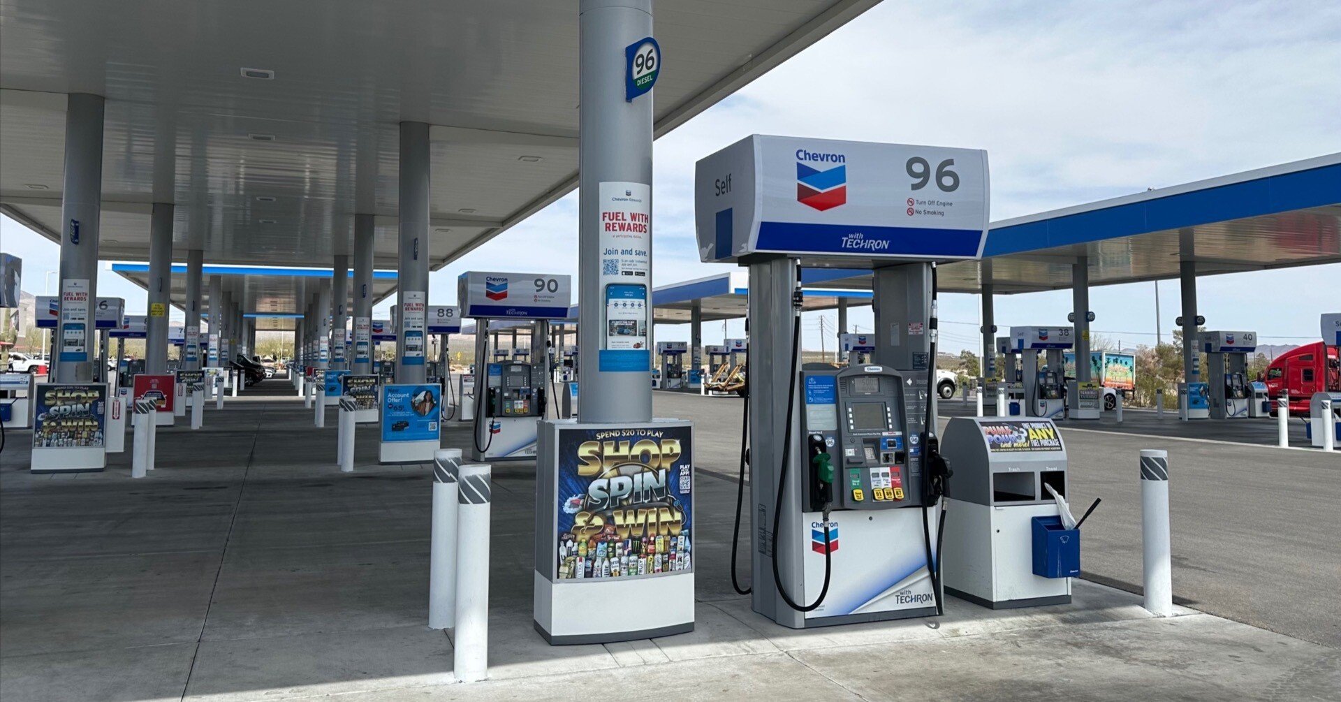 51675f0a93a879ee62f91216c13bb9