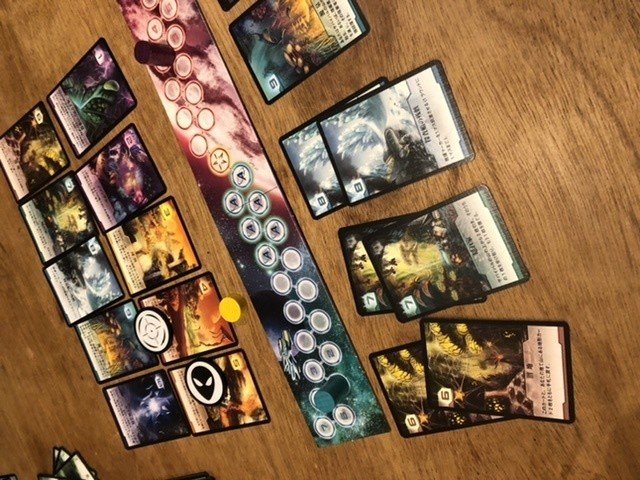 今日のボードゲームは凶星のデストラップをやりました 1対多数で心理戦で戦うゲームでした 山田小百合 Note