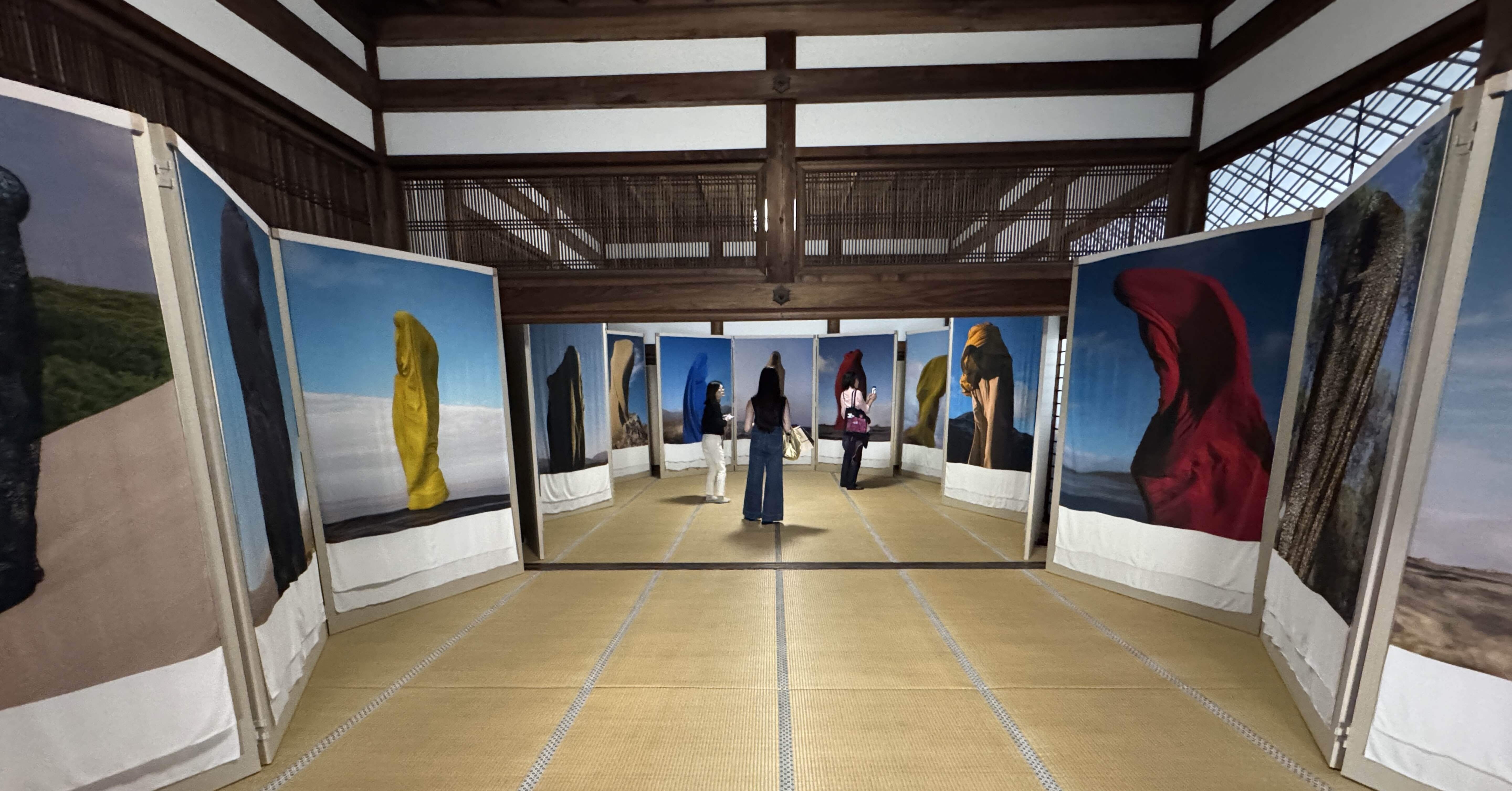 Eamonn Doyle イーモン・ドイル K@東本願寺 大玄関 / KYOTOGRAPHIE