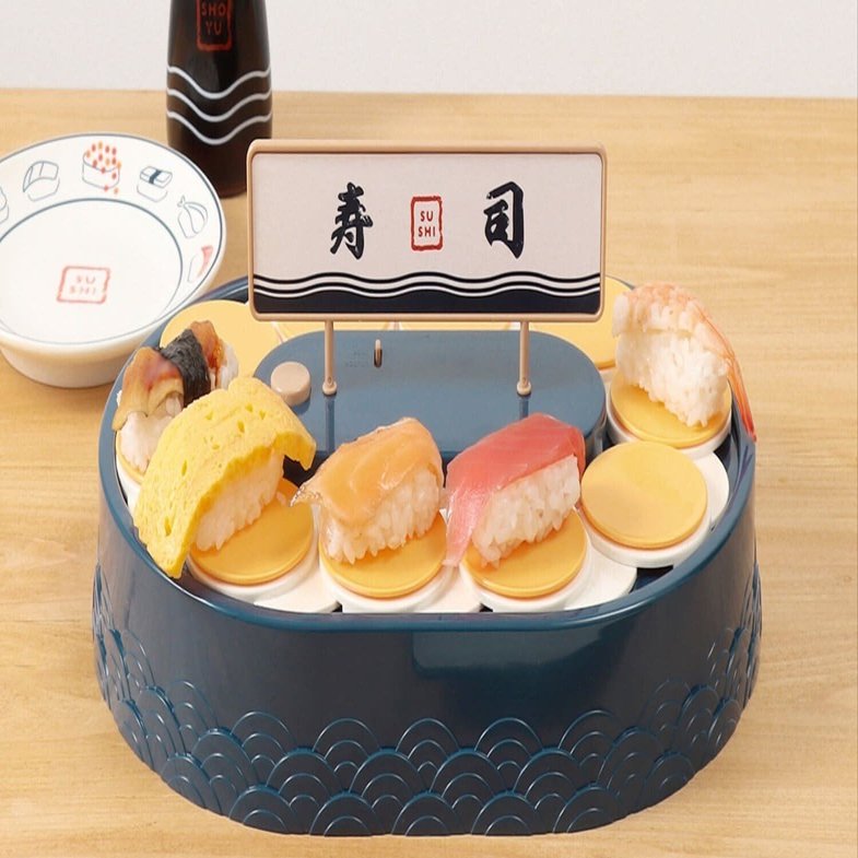 お寿司だけじゃない！3COINSの「電動回転寿司キット」を100倍楽しむ