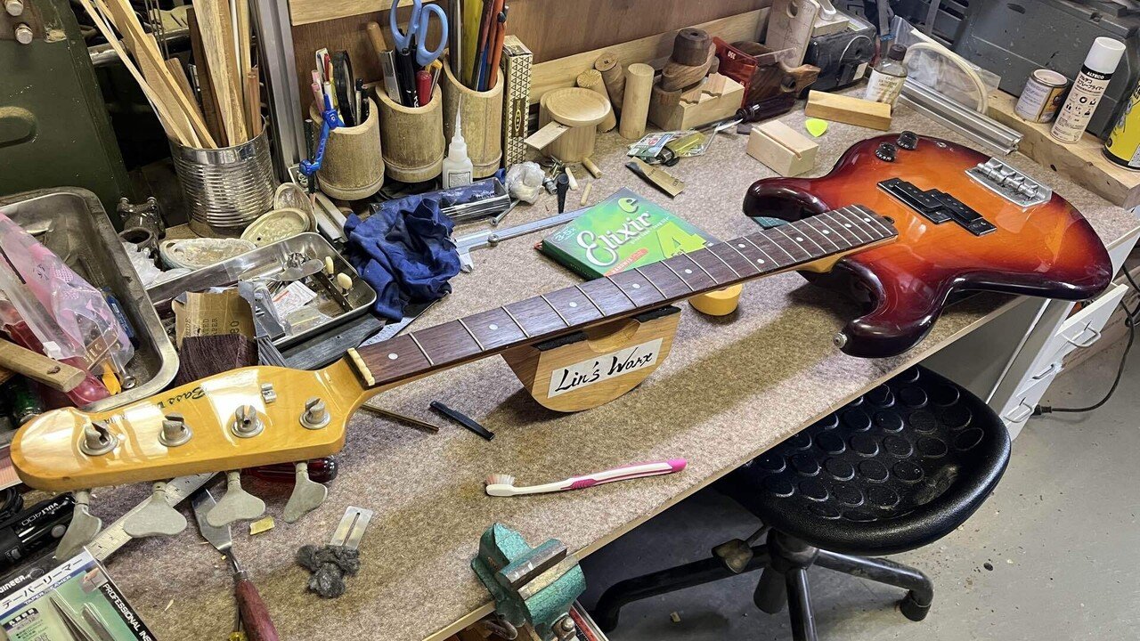 Yamaha Broadbass エレキベース 改造 hq720.jpg?sqp=-