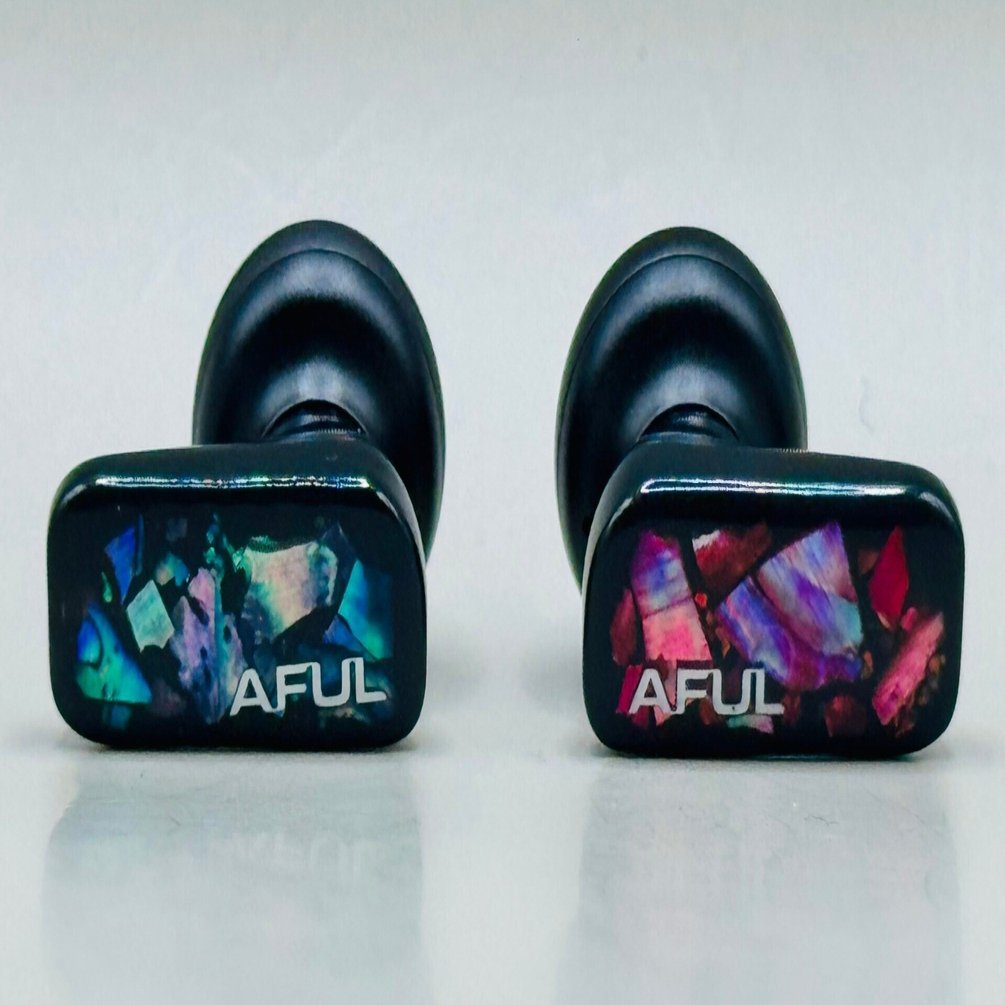 AFUL PolarNightのレビュー｜ラルフ・ヒンクリー