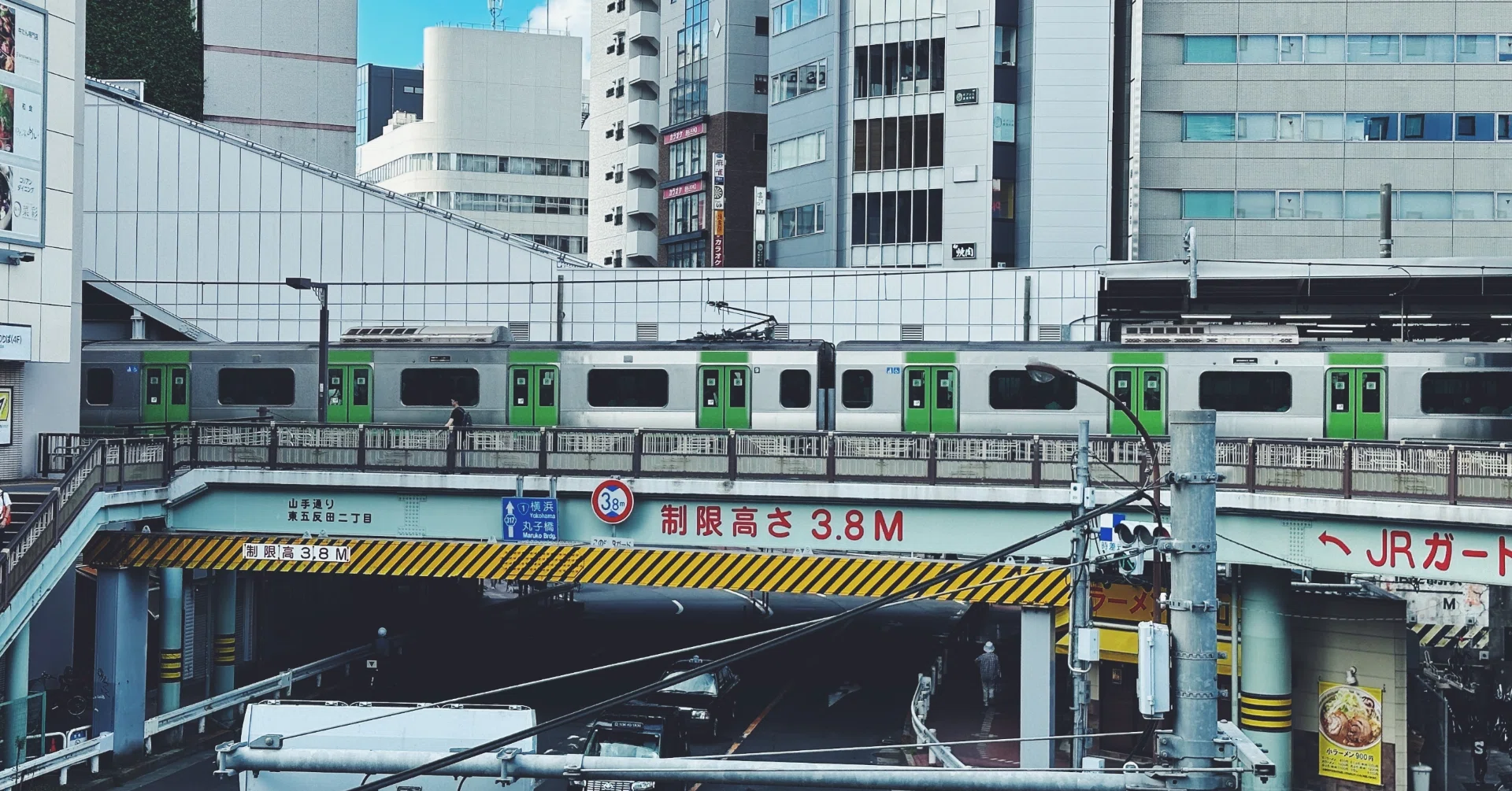 新小岩 駅 で 人身事故