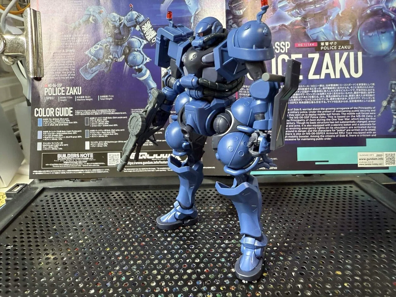 パチ組み］HG 軍警ザク｜趣味にプラモはいかがでしょう。 tac0617