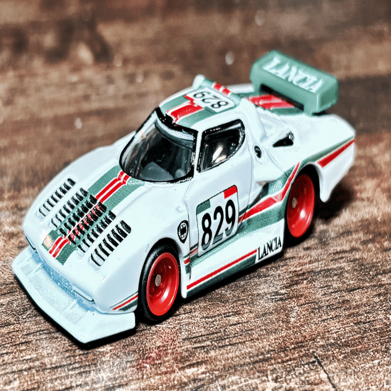 ホットウィール］雑味がうまい。──トミカでは味わえない“伝説的名車