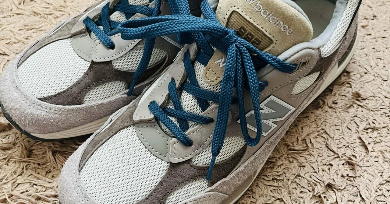 ようやく手に入れた“あの一足”】992グレーには届かずとも、僕は992MMを 