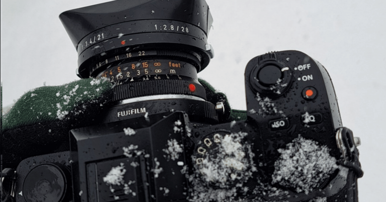 フィルムカメラ Leitz SUPER-ANGULON M 21mm f3.4 Leitz Super Angulon-M 21mm F3.4の感想｜うにょーん