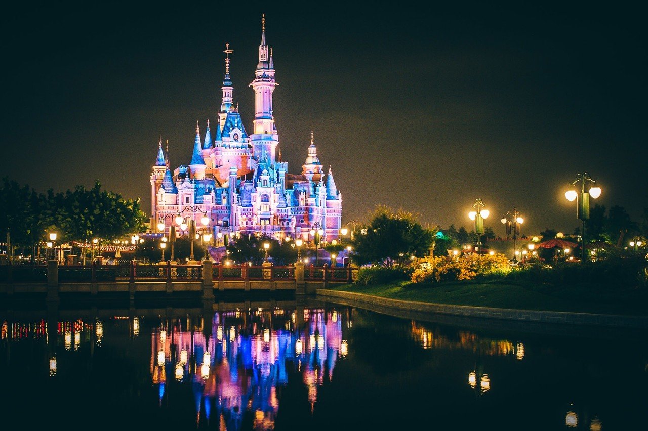 世界のディズニーのチケット価格の話｜おたふく@Disney