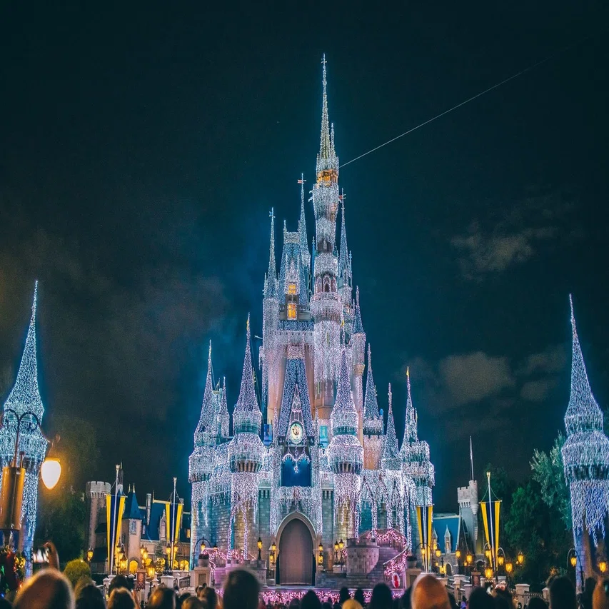 世界のディズニーのチケット価格の話｜おたふく@Disney