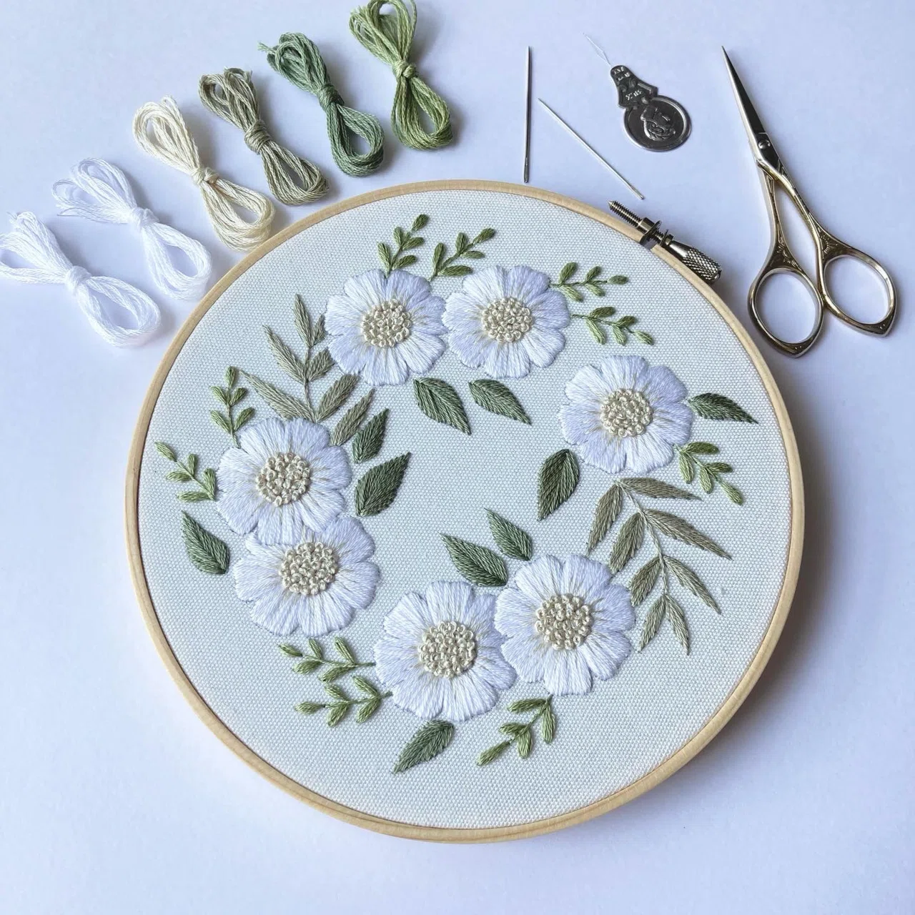 Speaking of Summer, It's｜はなこまち/刺繍作家