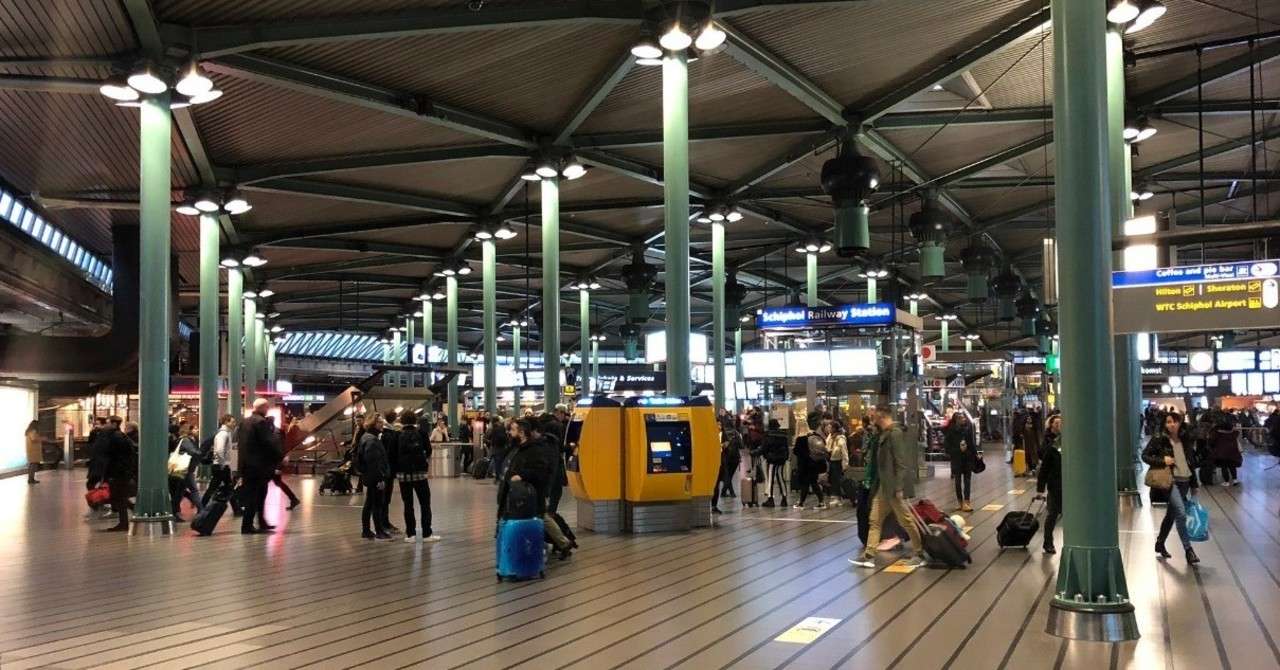 成田空港出発 Klm オランダ航空 スキポール空港 アムステルダム現地のスーパーマーケット アルバートハインなど Nishi にしなかむらごう Note
