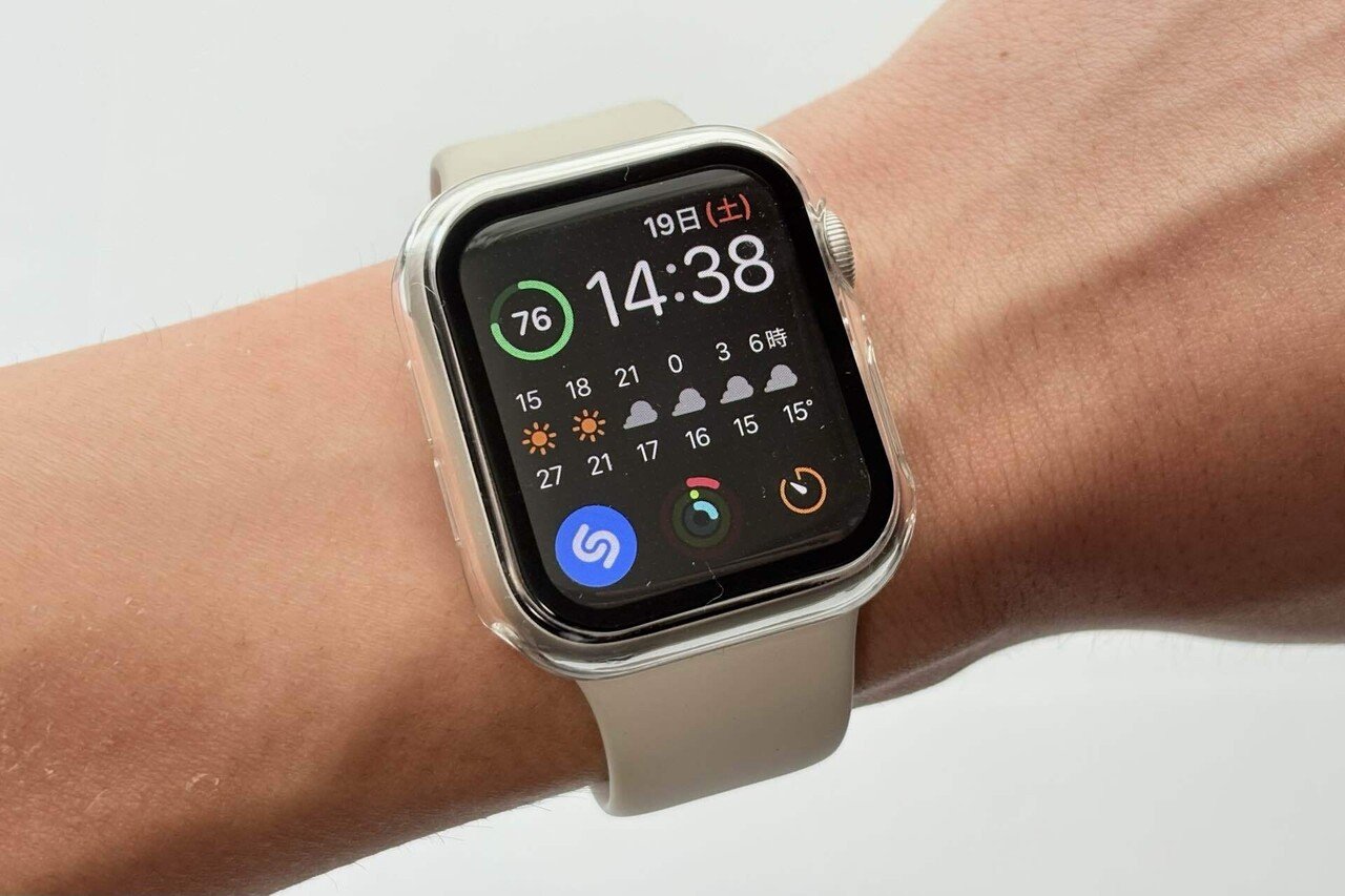Apple Watch SE 40mm ゴールド　スターライトスポーツバンド Apple Watch SE GPS 40mm ゴールド アルミニウムケース スター