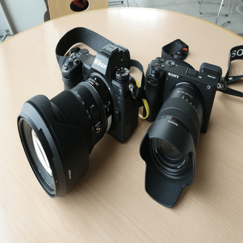 ニコン 一眼レフ AUTOMOBILE COUNCILにて カメラ撮り比べ｜SuzukenSambar