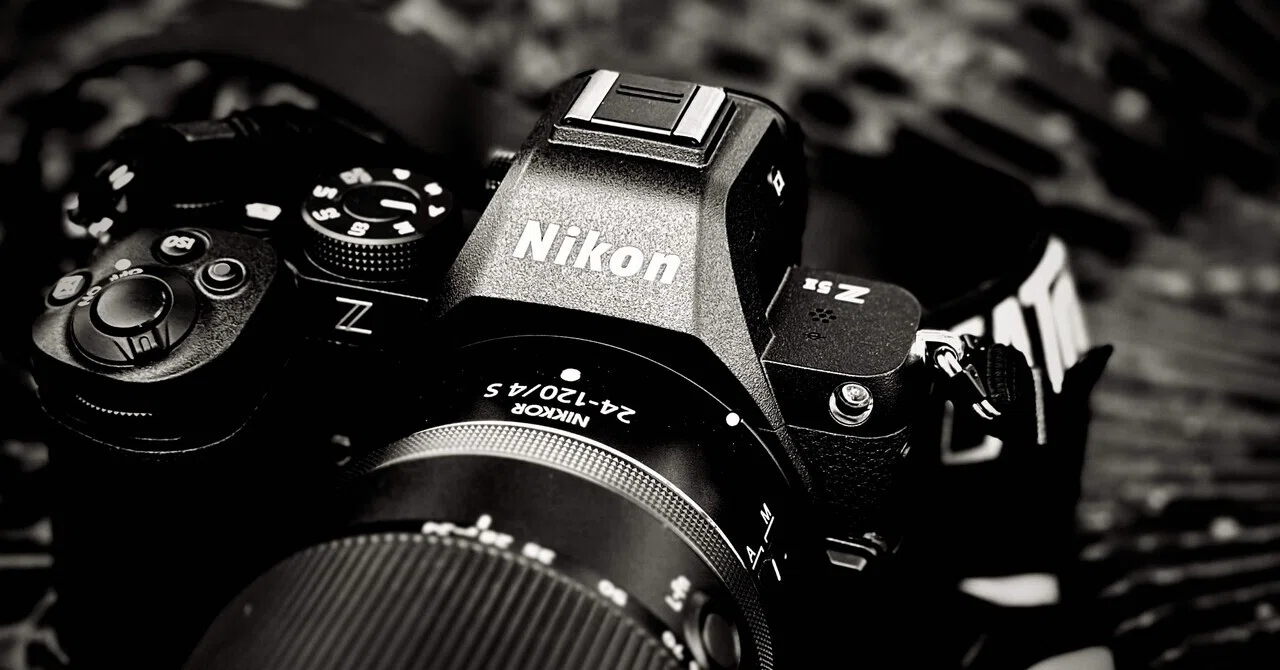 Nikon Z5II × NIKKOR Z 24-120 F4 S｜然ーZenー