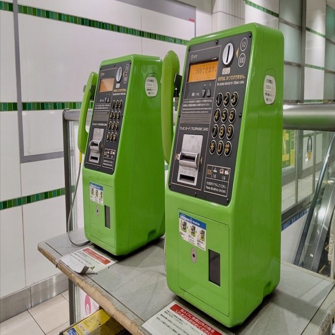 ここにいたんだね、公衆電話。懐かしい緑色と、防災の今｜宮野真有