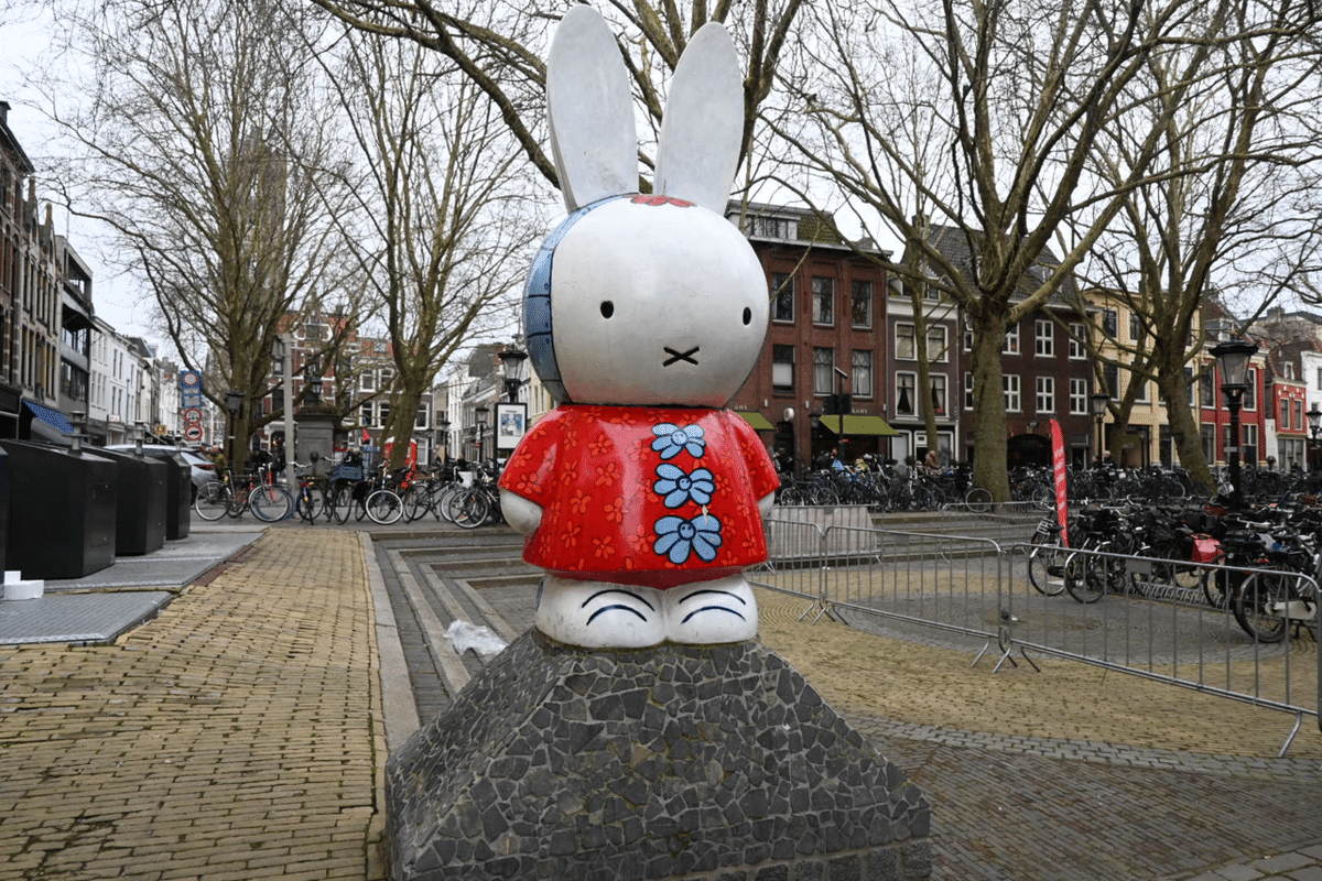 世界で一つのミッフィー信号機/ ユトレヒト【オランダ】｜あこ