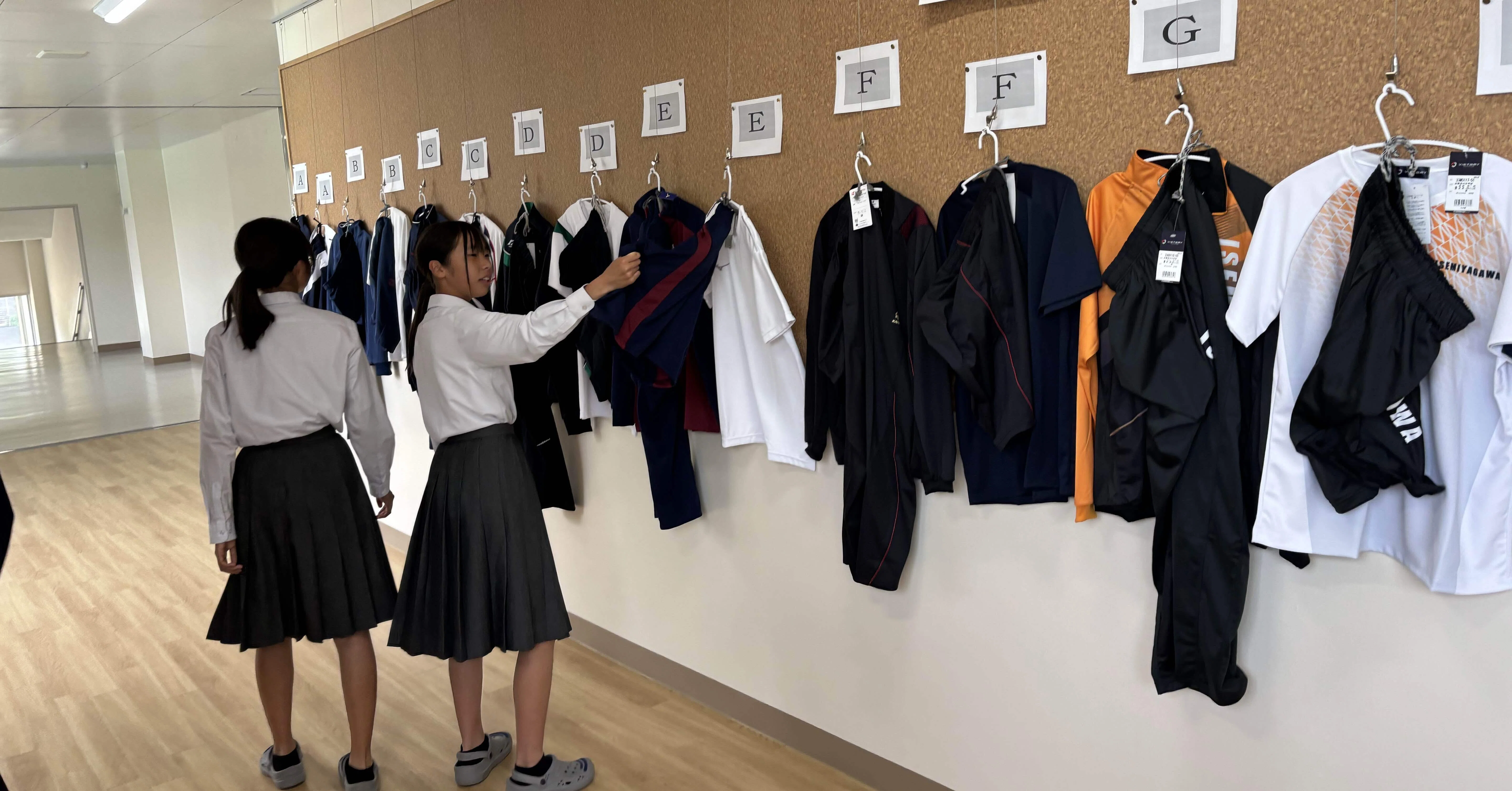 矢板中央高校 ジャージ 引退品 特価品セ ジャージ 矢板中央高校 引退品 5 ジャージ 矢板中央高校 栃木