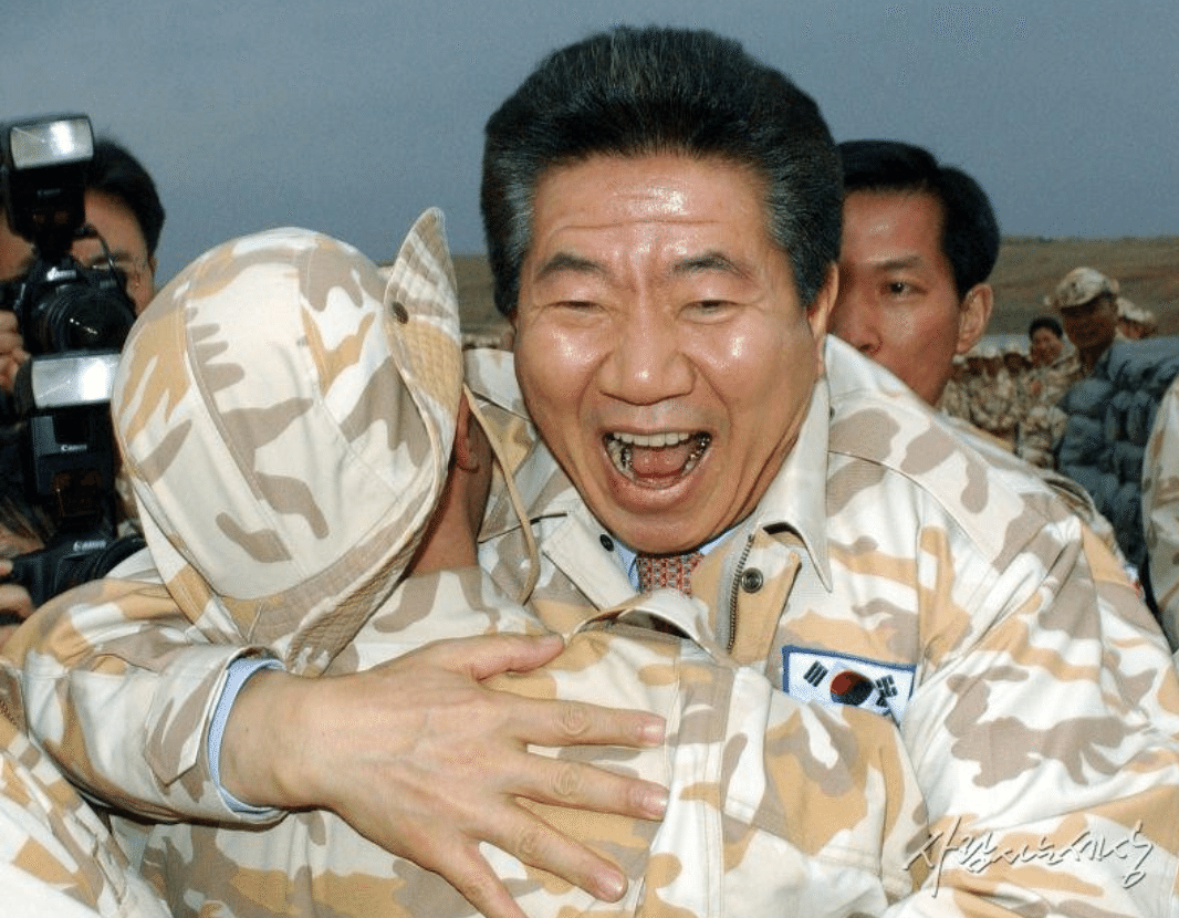 한국의 넷에 독 너무 되어서 느낄 때 ·노무현의 화상을 하루 최저 한 번은 보지 않으면 초조하고 무조건으로 웃는 ·노무현의 재미있는 화상을 쓸데 없게 모아 버리는  ·K-POP보다MC무홀의 가사이기 때문에｜에르켄