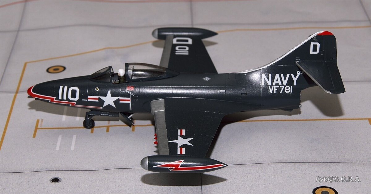 F9-Fニャンサー1/72 ホビーボス 1/72 F9F-2 パンサー 完成 HOBBYBOSS 完成品 - 模型工房M