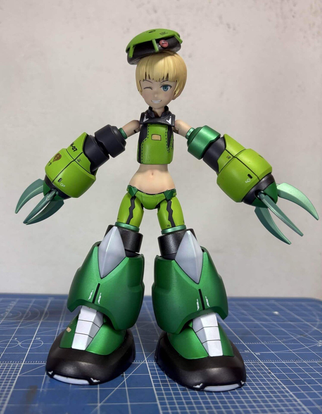 ガゼプラ33 HGズゴック ミキシング 『エビ中＋＋ズゴック』｜ガゼル