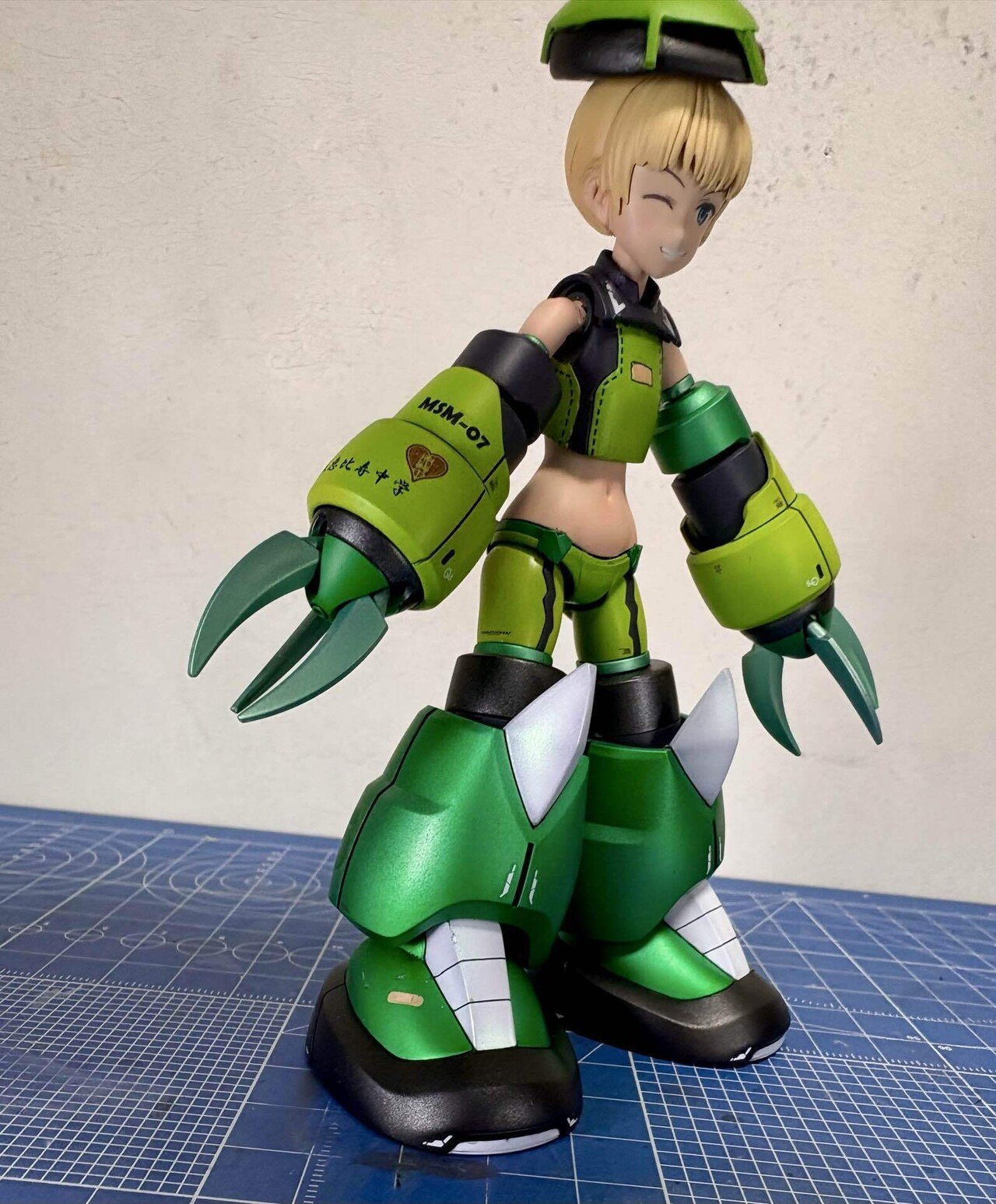 ガゼプラ33 HGズゴック ミキシング 『エビ中＋＋ズゴック』｜ガゼル