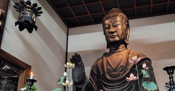 斎場御嶽（せーふぁうたき） - 沖縄ツアーズ