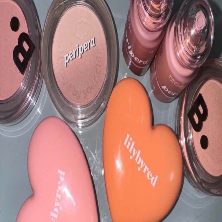 決定！チーク狂いからの提案／ファンデがヨレないバームチーク編｜miki