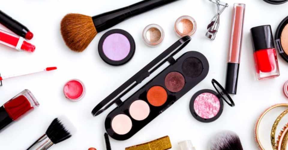 キラキラ それでも大手化粧品会社で企画 マーケティングがしたいって言えるの 女子の憧れ Ria Note