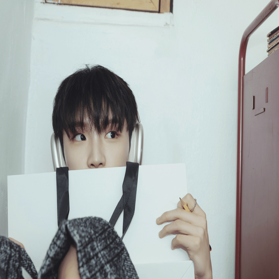 BOYNEXTDOOR ウナクの「表情」には、“人を惹きつける力”がある｜Eum