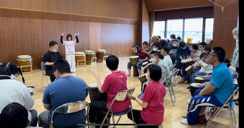 ただ叩けばかってに響くから