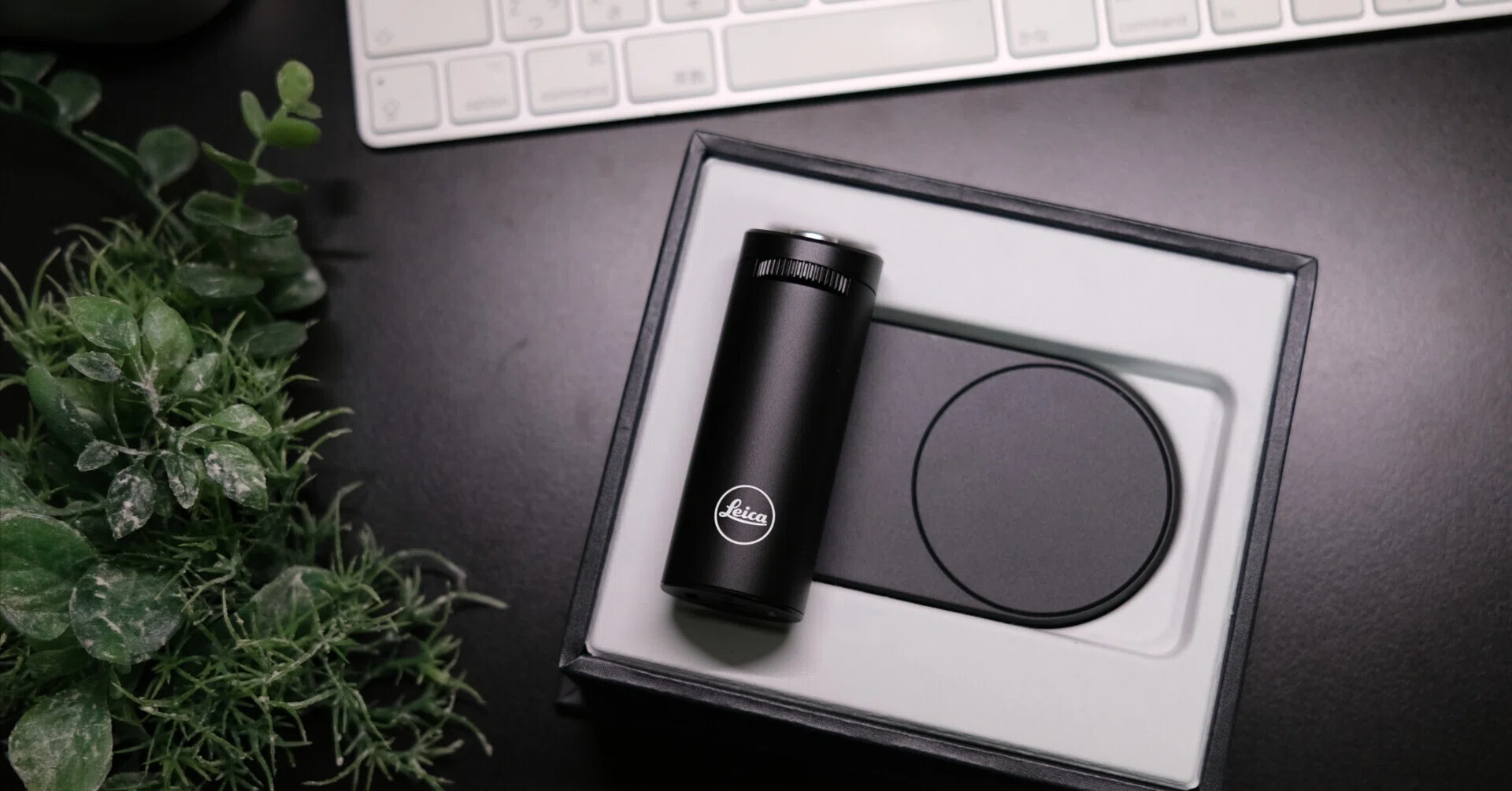 iPhoneをよりカメラにしてくれるLeica LUX Grip｜smile_dai