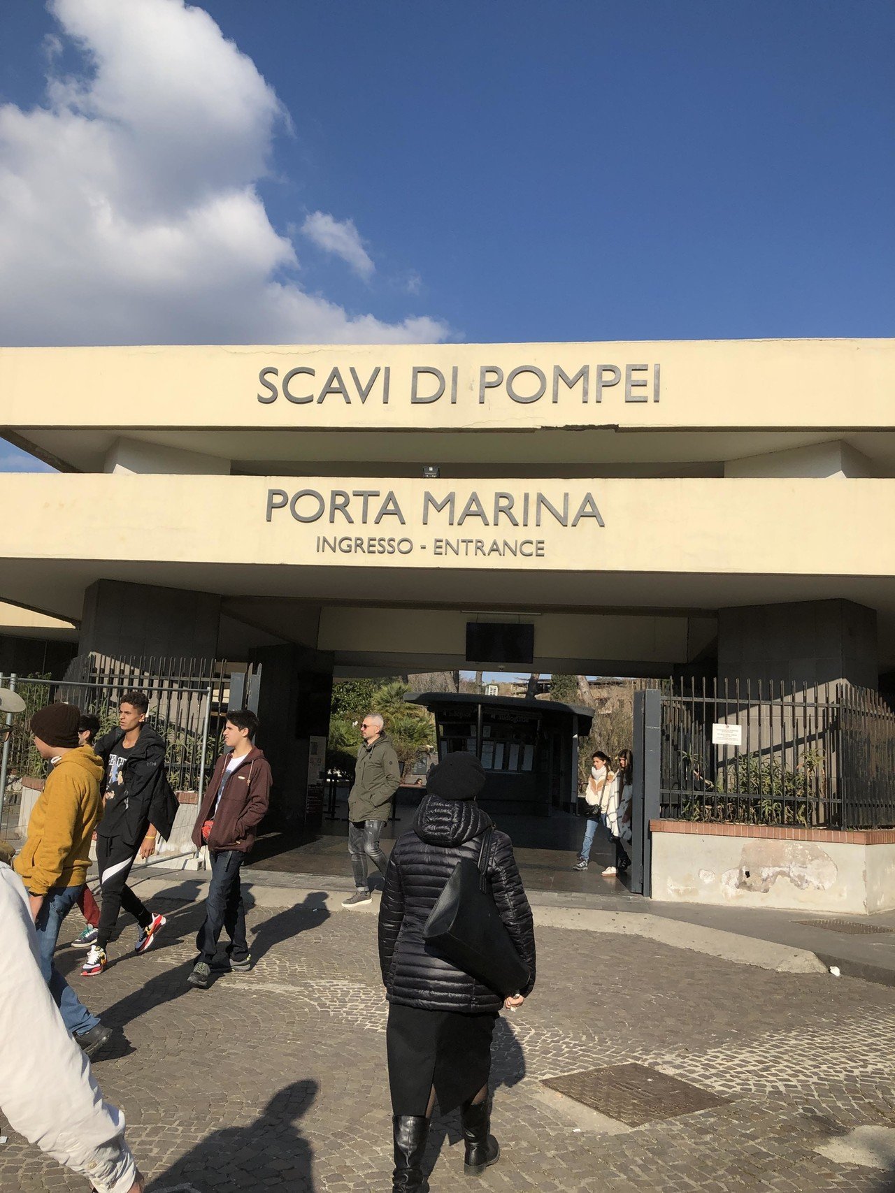 Jalパック 南イタリア満喫の旅７日間 のツアーに行ってきた 2日目後半 まりーな エンジニア Note